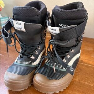 Vans Snow Boots